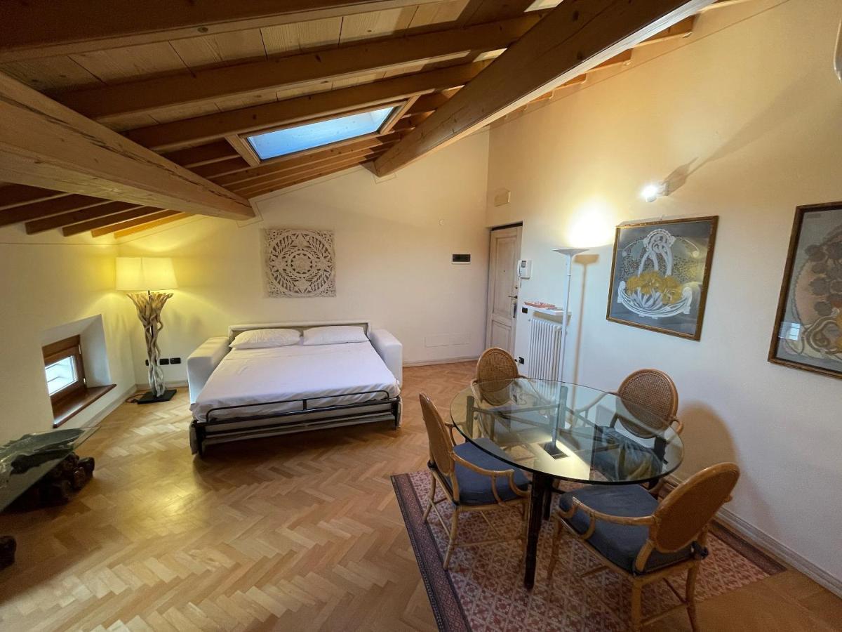 Attic 1 Centro Storico Lägenhet Peschiera del Garda Exteriör bild