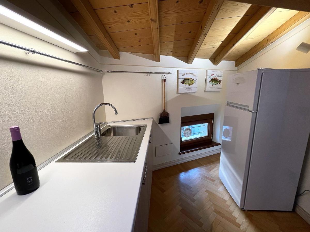 Attic 1 Centro Storico Lägenhet Peschiera del Garda Exteriör bild